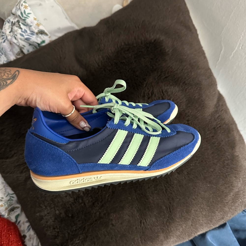 Adidas SL72